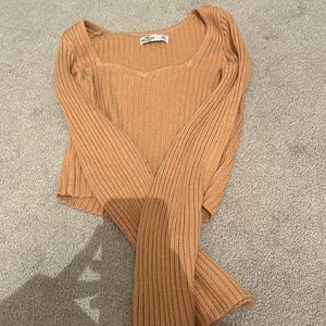 hollister xs sweater flared arms